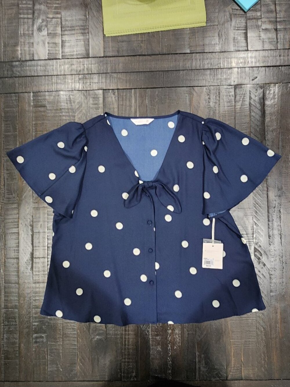 BNWT LC LAUREN CONRAD NAVY BLUE TOP WITH WHITE POLKA DOTS-SIZE PETITE XL